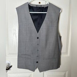 Express Large Black and White Vest